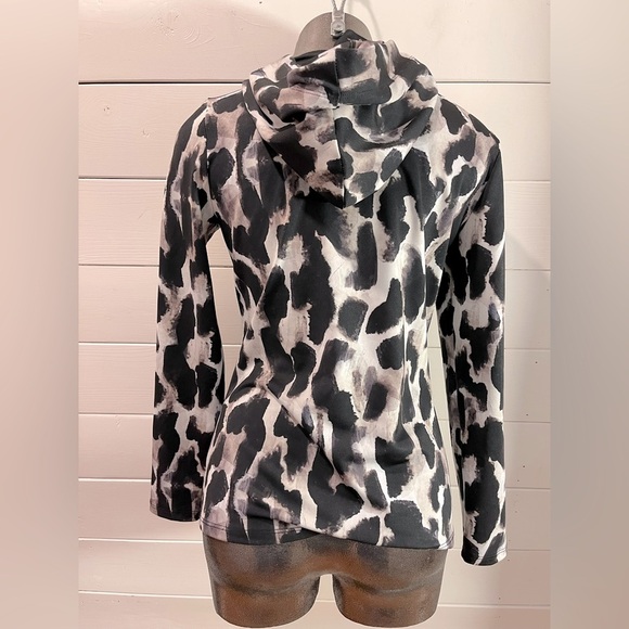 🖤 FRANK LYMAN WEEKEND – XS – Black & White Abstract Hoodie - Picture 9 of 12